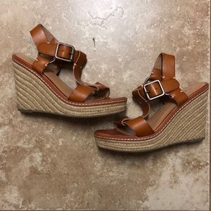 American Eagle Wedges